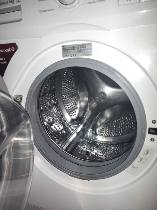 Стиральная машина(LG)