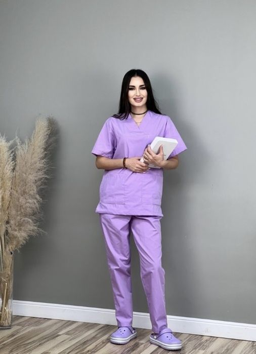 Продам медецинский костюм.