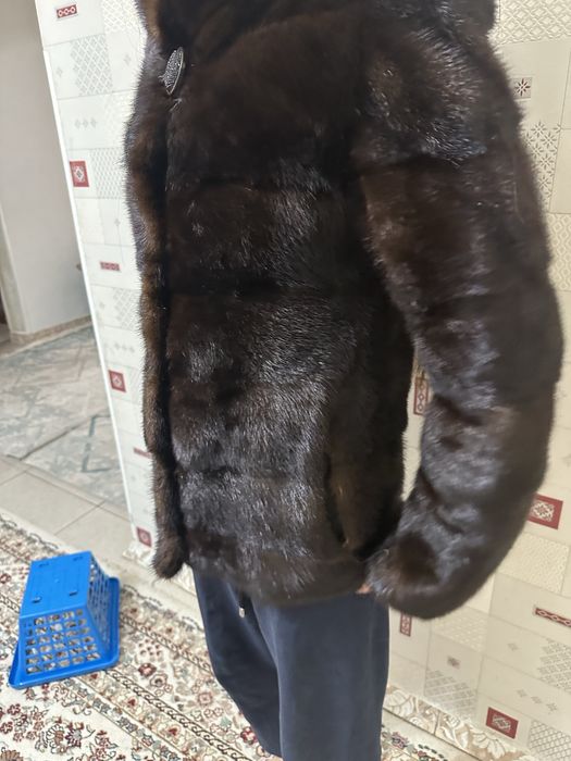 Продам норковую шубу