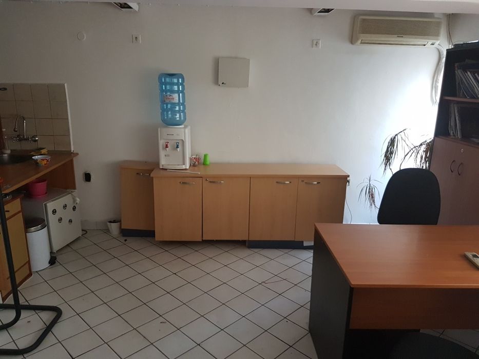 Бюра и офис столове