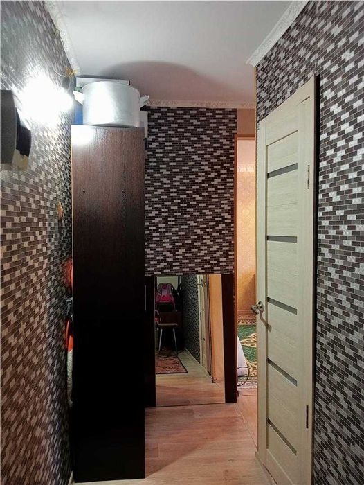 Сейфуллина, продам 2х ком, 3этаж