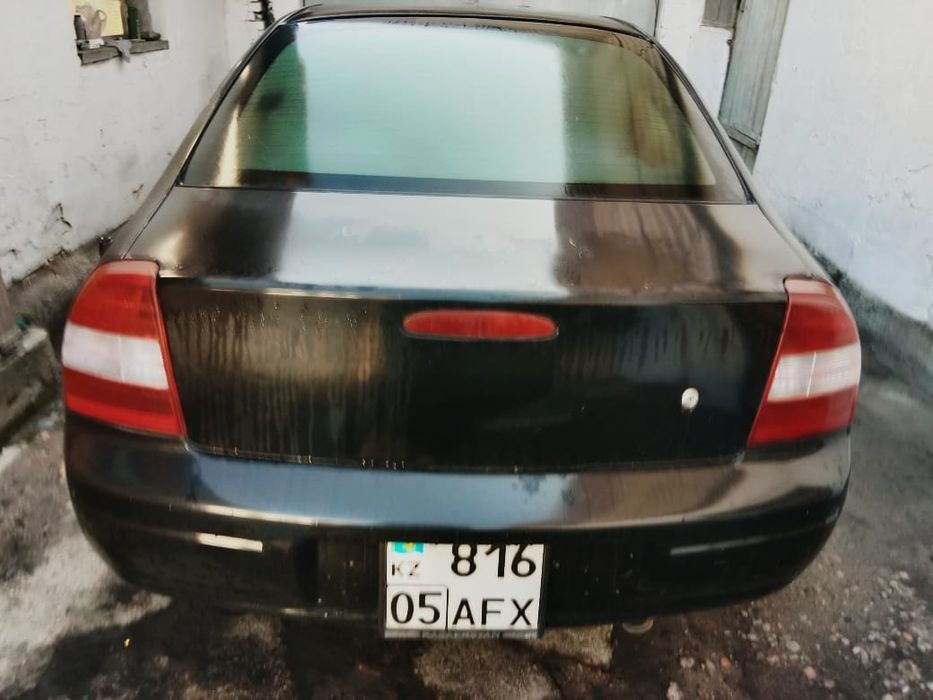 Продается срочно машина