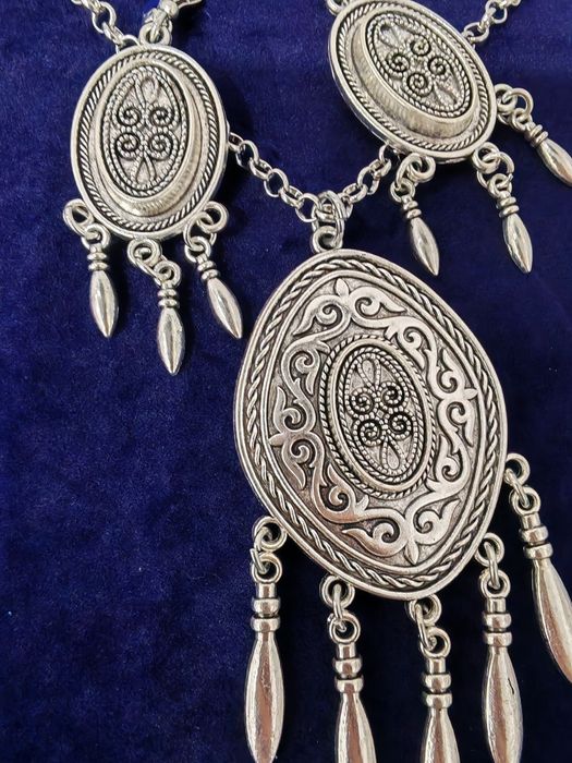 Набр Национальных украшений