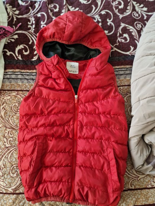 Куртка на девочку 122-128