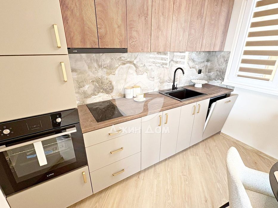 Продава се Тристаен апартамент в Свети Влас - 136 кв.м за 806 €/кв.м - Снимка #5