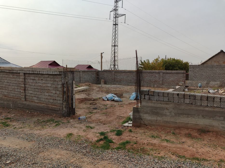 срочна ер сотилади(дала ховли) 6,5ʼ сотиx