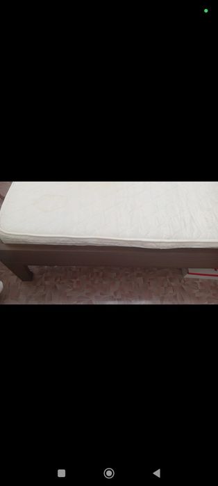 Продам двухспальную кровать