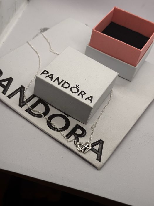 Pandora колие Пандора