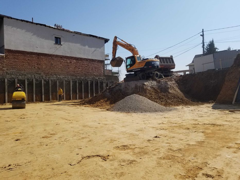 Услуги с бобкат S130