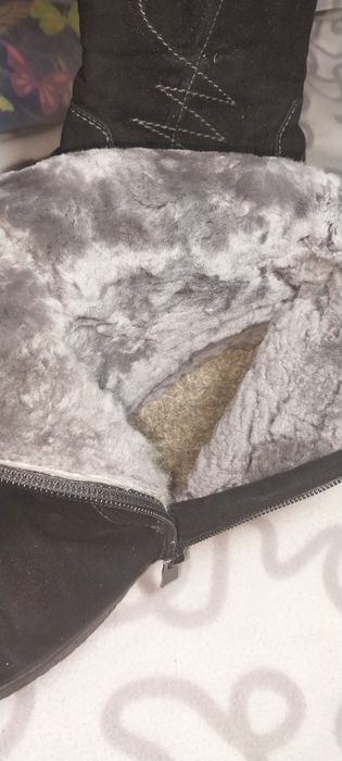 Продам зимние сапоги