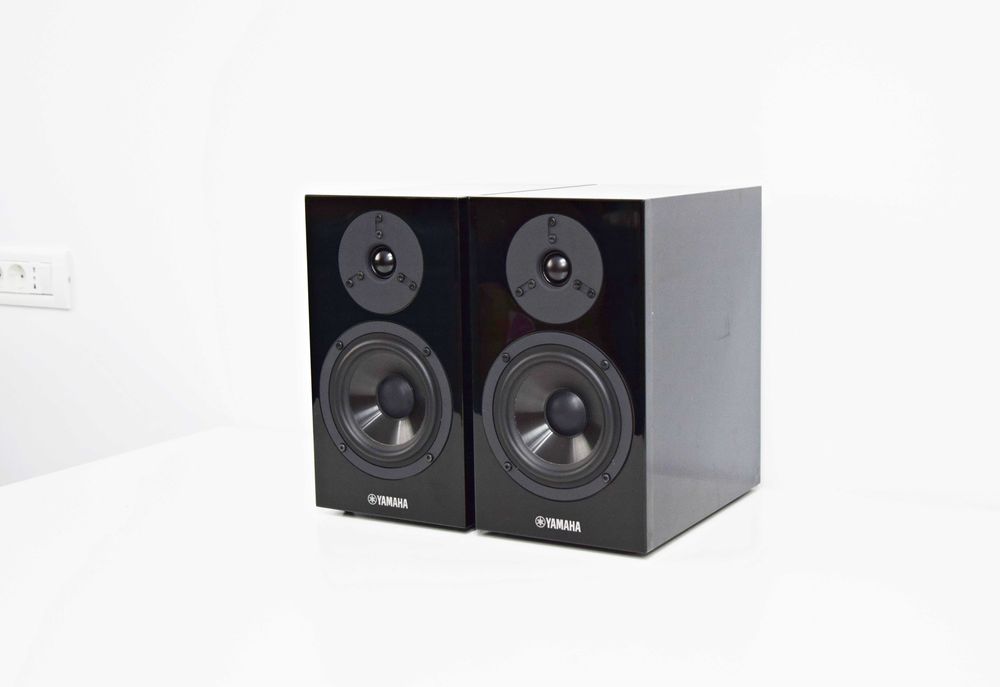 Boxe Yamaha NS-BP 300