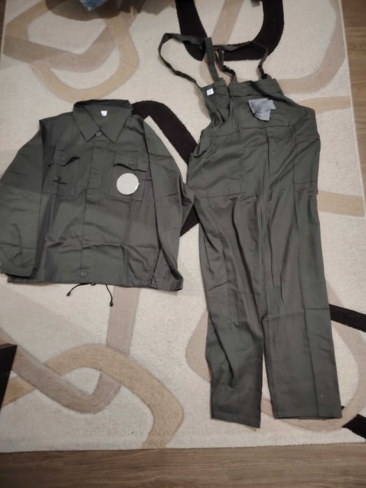 Costum salopeta /lucru /munca cu pieptar ,mărime 50-54 , NOU