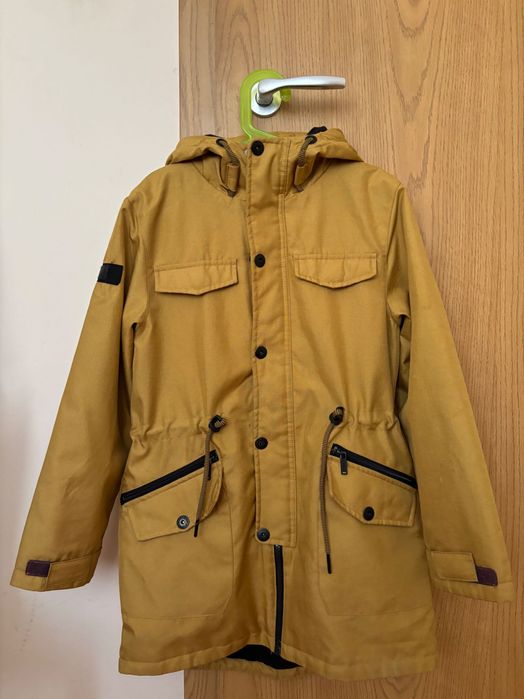 Парка в цвят горчица 140см.