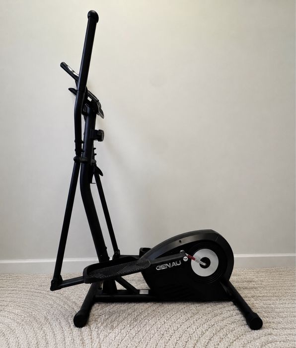 Продам тренажер Элипс Genau GN-100