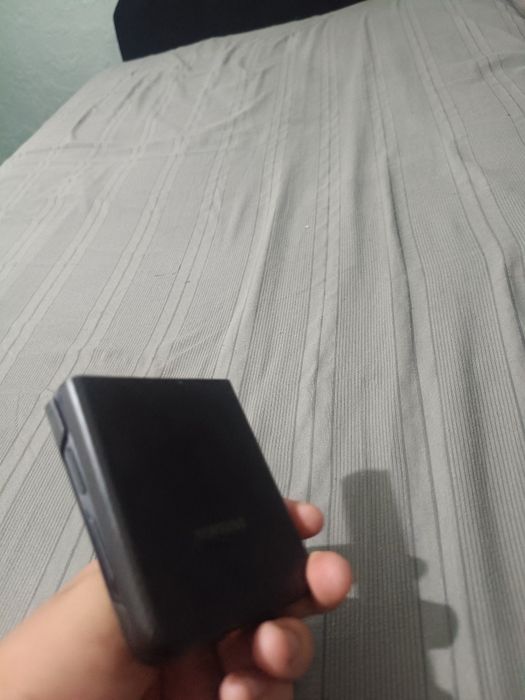 Продам Самсунг ZeT Flip 4