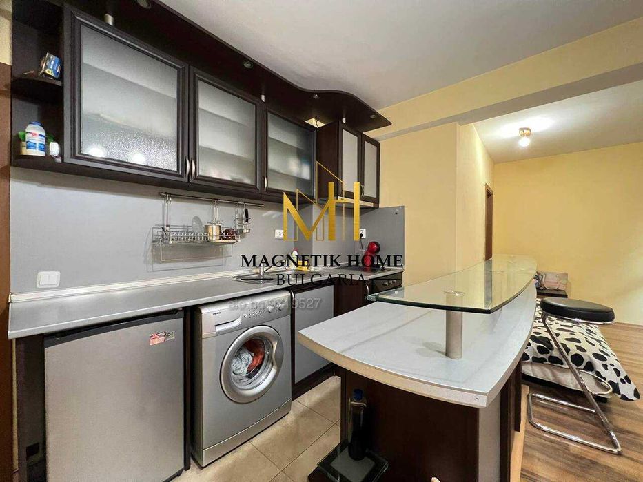 Дава се под наем Тристаен апартамент в Бургас, Възраждане - 87 кв.м за 433.5 € - Снимка #1