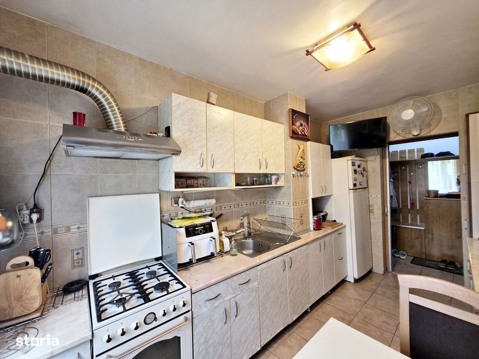 Apartament 4 camere | Militari – Gorjului (6 min. Metrou)