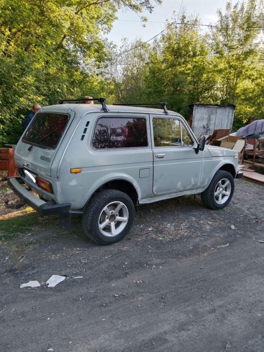 Продам автомобиль нива