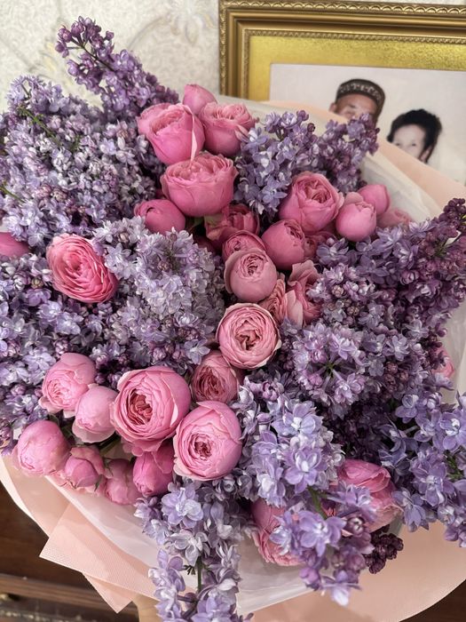 Сирень с розочками  продаем срочно !!!