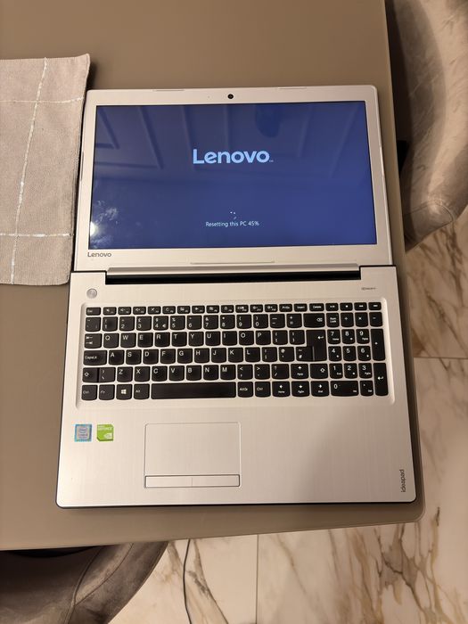 Laptop Lenovo ideaPad