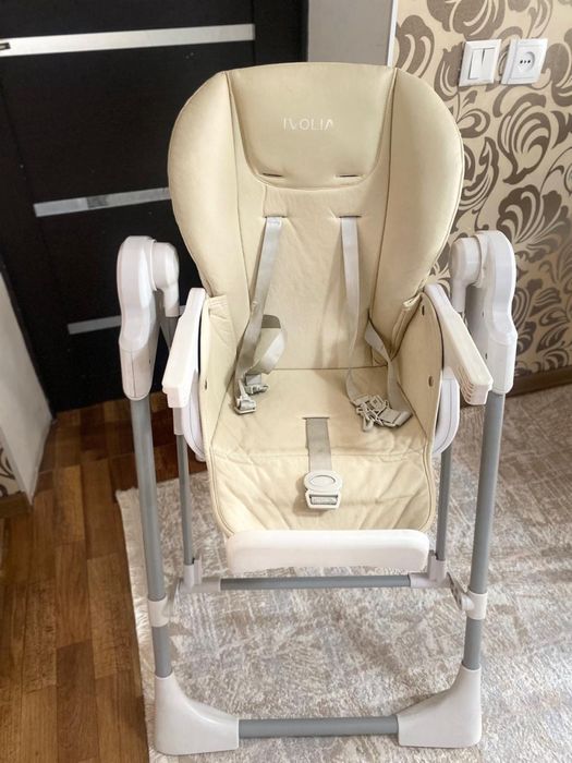 Детский стол для кормления