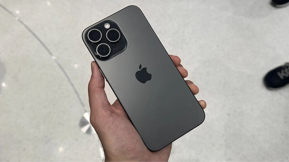 Продам Iphone 15Pro