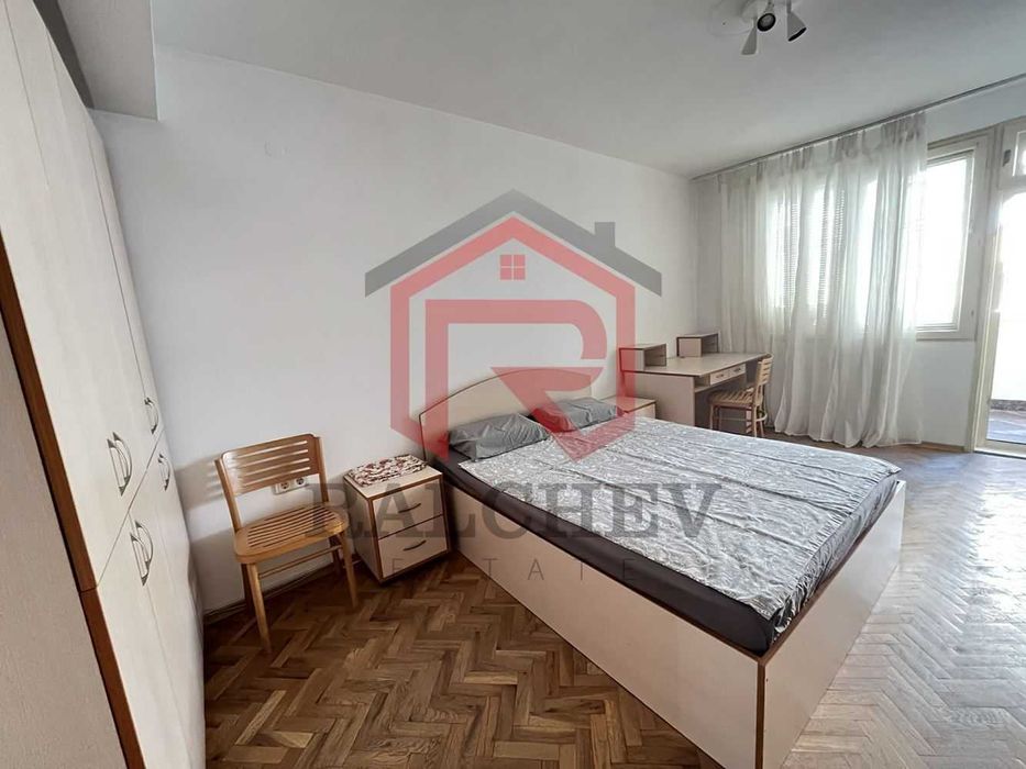 Двустаен апартамент под наем / Спортна зала