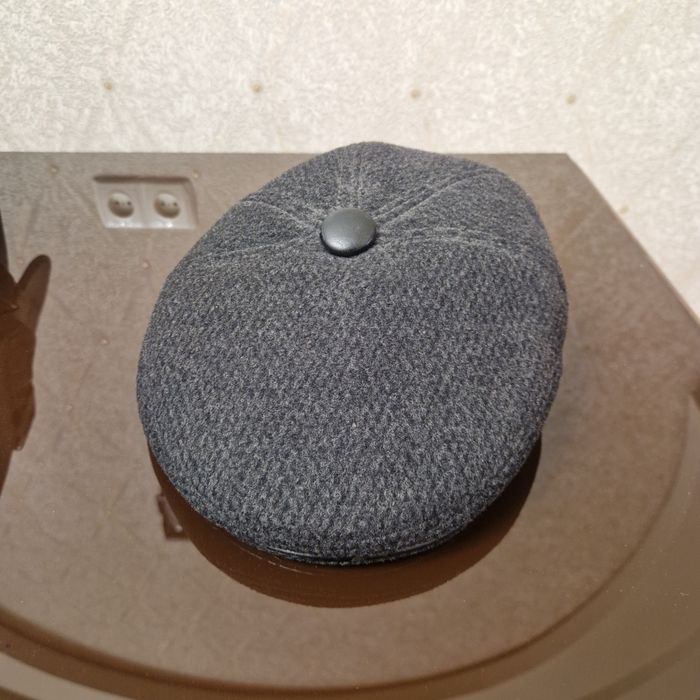 Шапка зимняя, серая