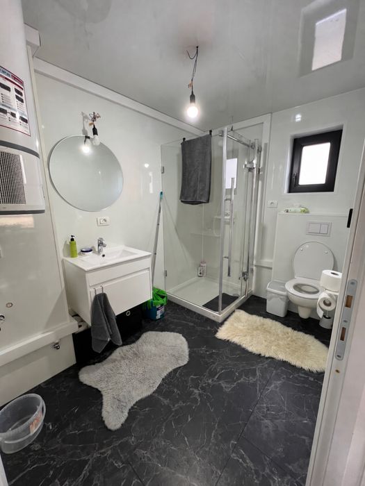 Casa vacanta/ Cabana din lemn rotund (busteni) Ciocanesti, jud. Suceava