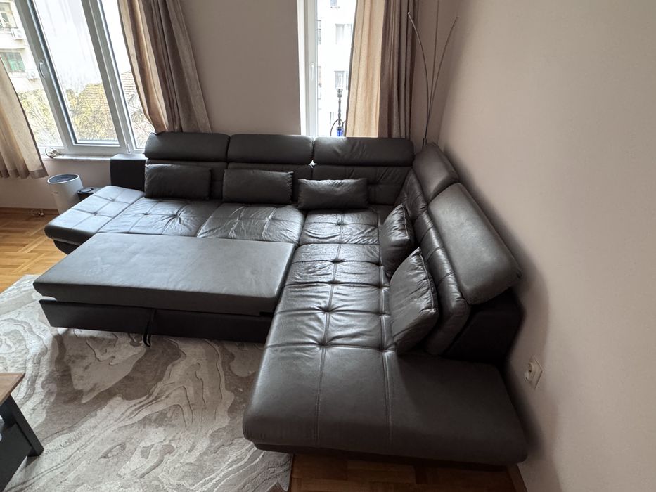 Диван с функция сън и ракла