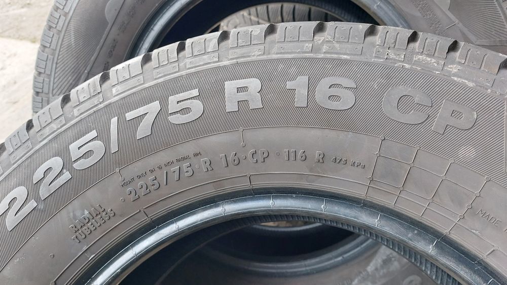 Гуми за Бус и Кемпер 225/75/16 C Continental VancoCamper 2 броя