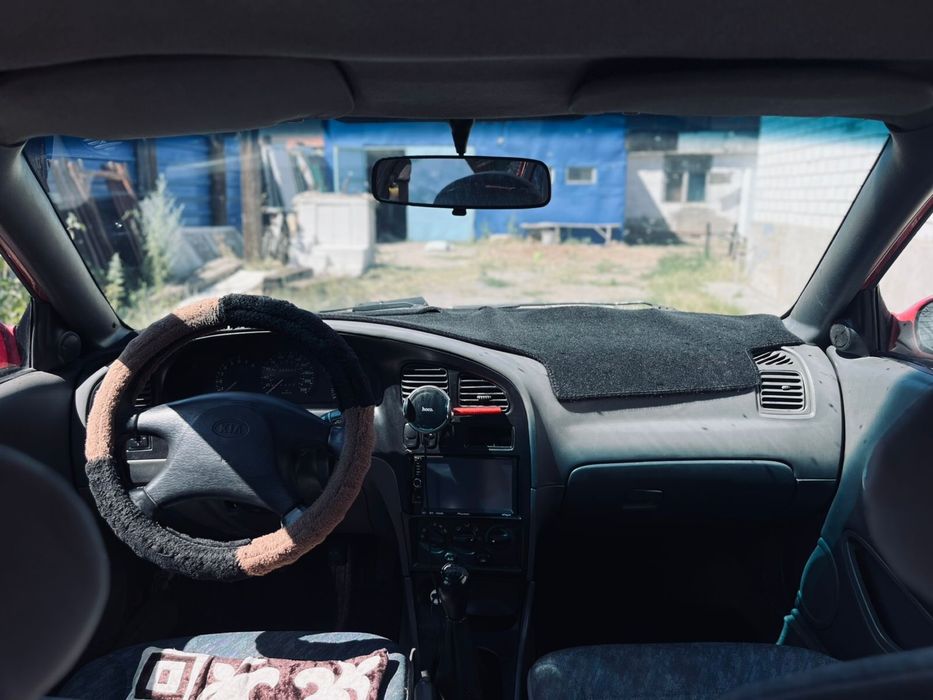 Продам КИА Шума 1.8