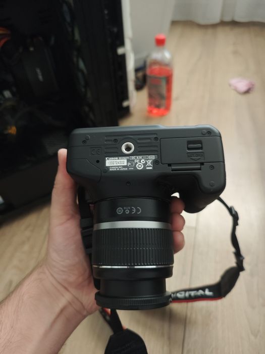Canon eos 550d 16gb 10900 cadre.obiectiv 18-55