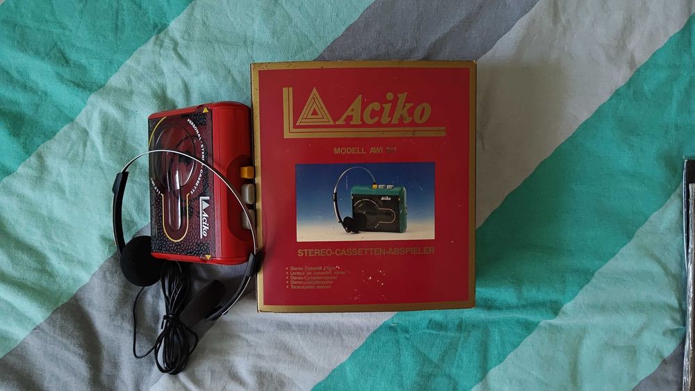 Ретро оригинал стерео касетофон уокмен Aciko AWI 211 - пълен комплект