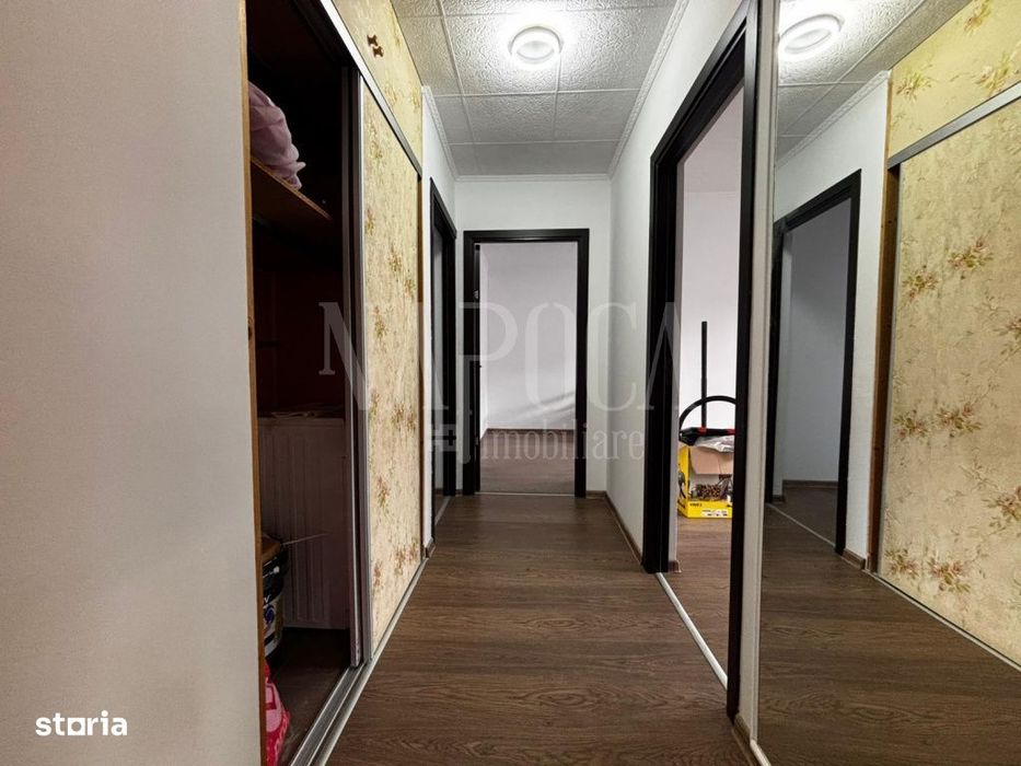 Apartament 4 camere de vanzare in Floresti