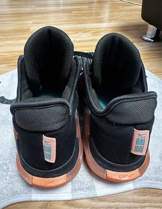 Nike LeBron Witness 6