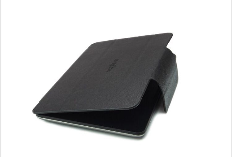 Husa flip imitatie piele pt tablete 8" cu magnet