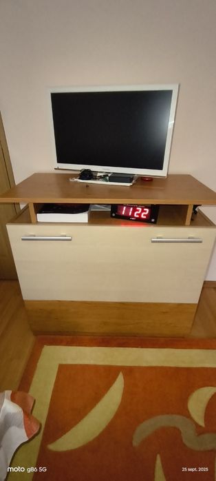 Mobilă tineret (dulap, comodă și birou