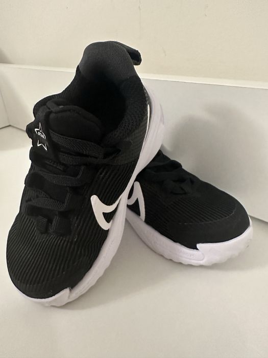 Маратонки Nike 21