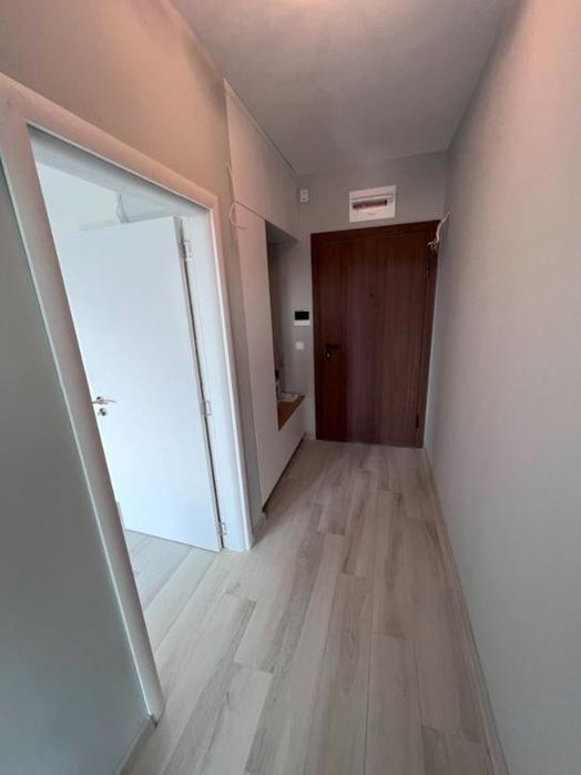 Дава се под наем Двустаен апартамент в София, Младост 4 - 70 кв.м за 747.66 € - Снимка #2