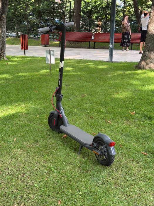 Trotinetă Xiaomi Pro Ultra cu SEMNALIZĂRI