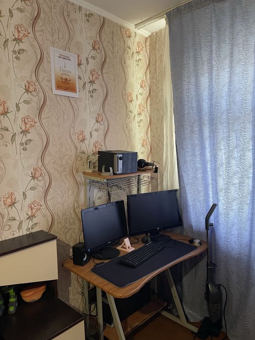 Продам квартиру 3-х ком.