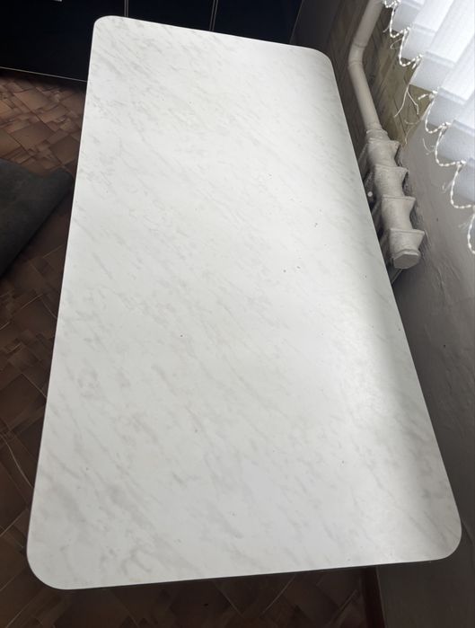 Стол сатылады Актобе