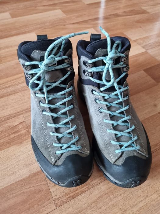 Продам ботинки для хайкинга Scarpa
