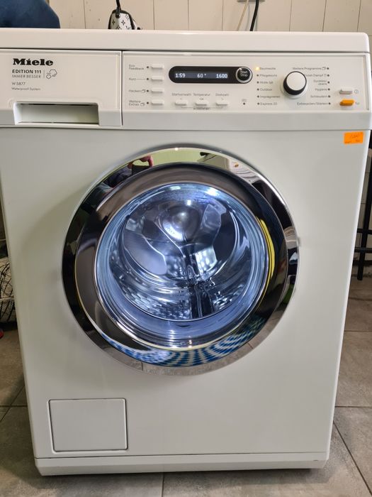 Пералня Miele W5877, 1600 об. с пара, в гаранция 1г. И 6м.