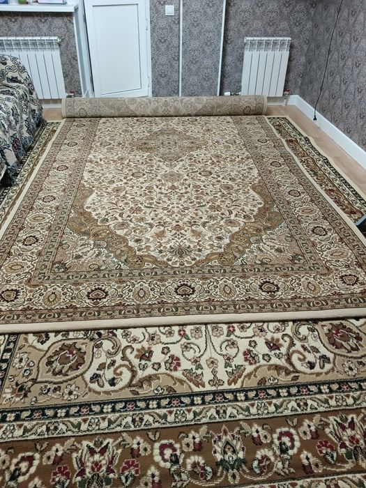 Срочно продается ковёр шелковый б/у  2*4