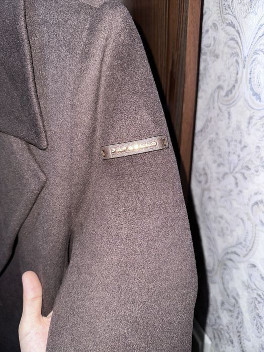 Продаётся длинное пальто бренда RAFAELLO!