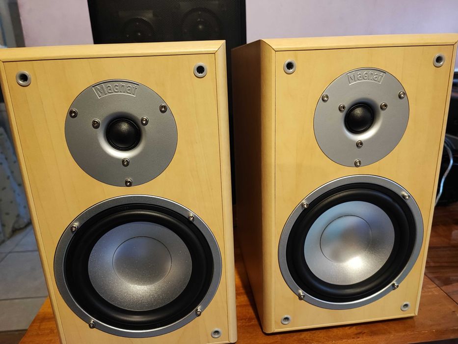 boxe Magnat Motion 220 superbe sunet parfum