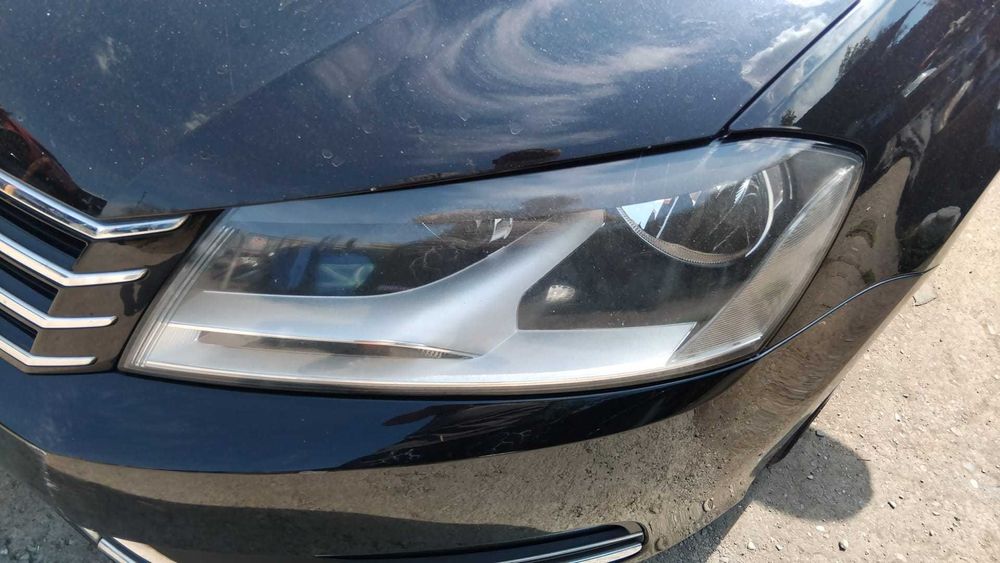 Dezmembrez Volkswagen Passat B7 an 2011 motor 1.6 CAYC