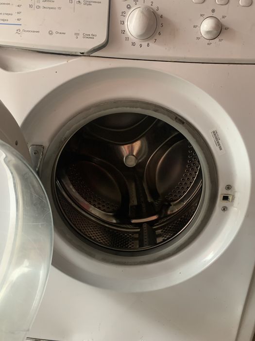 Продам стиральную машину